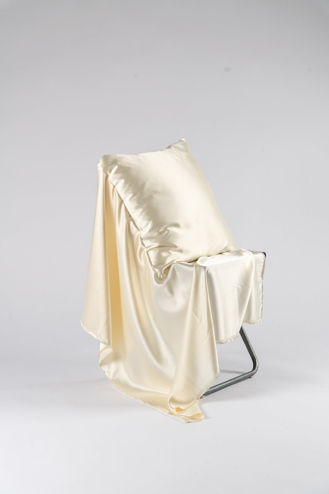 gala xs cushion