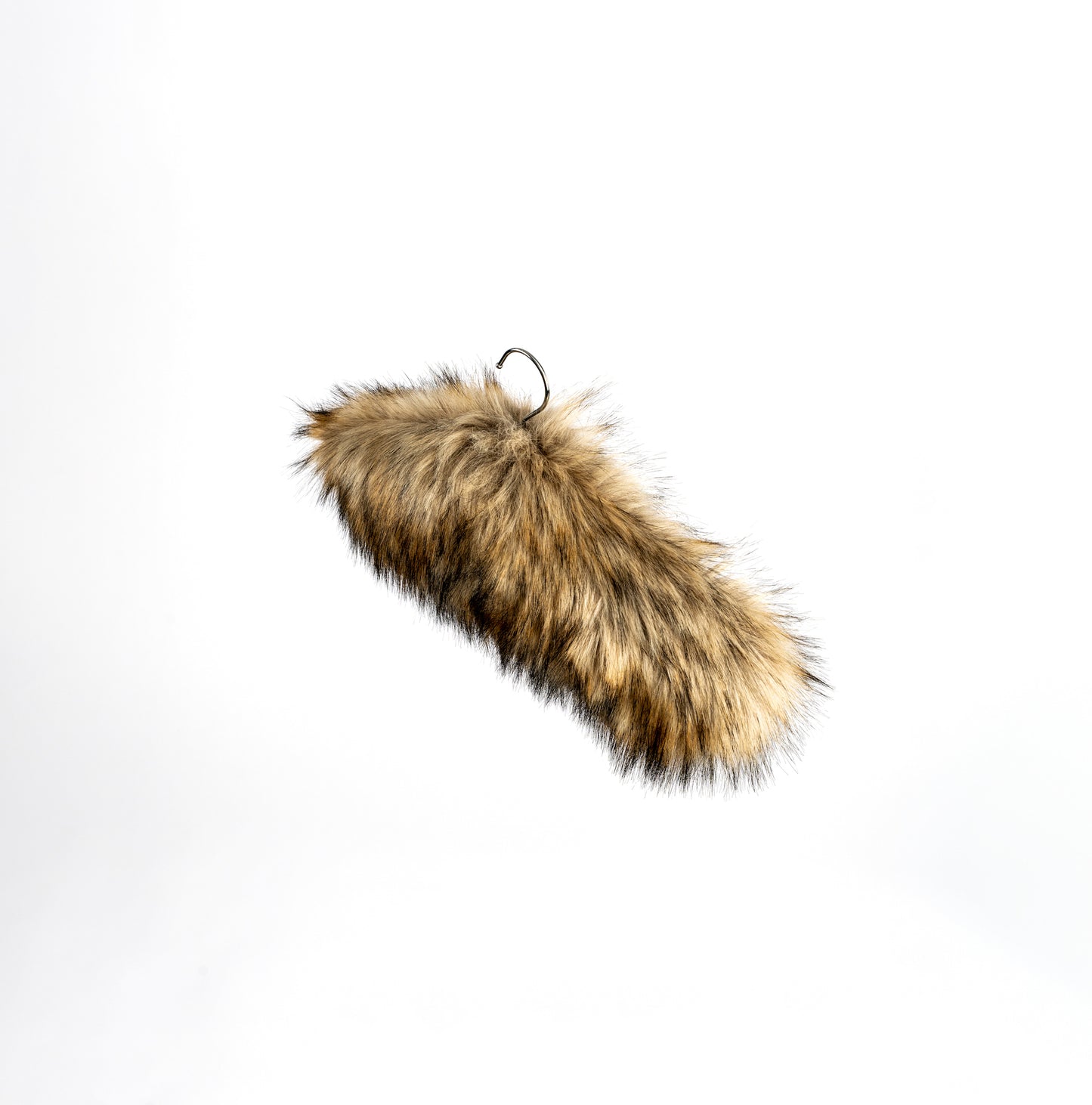 trophy hanger - coyote natural